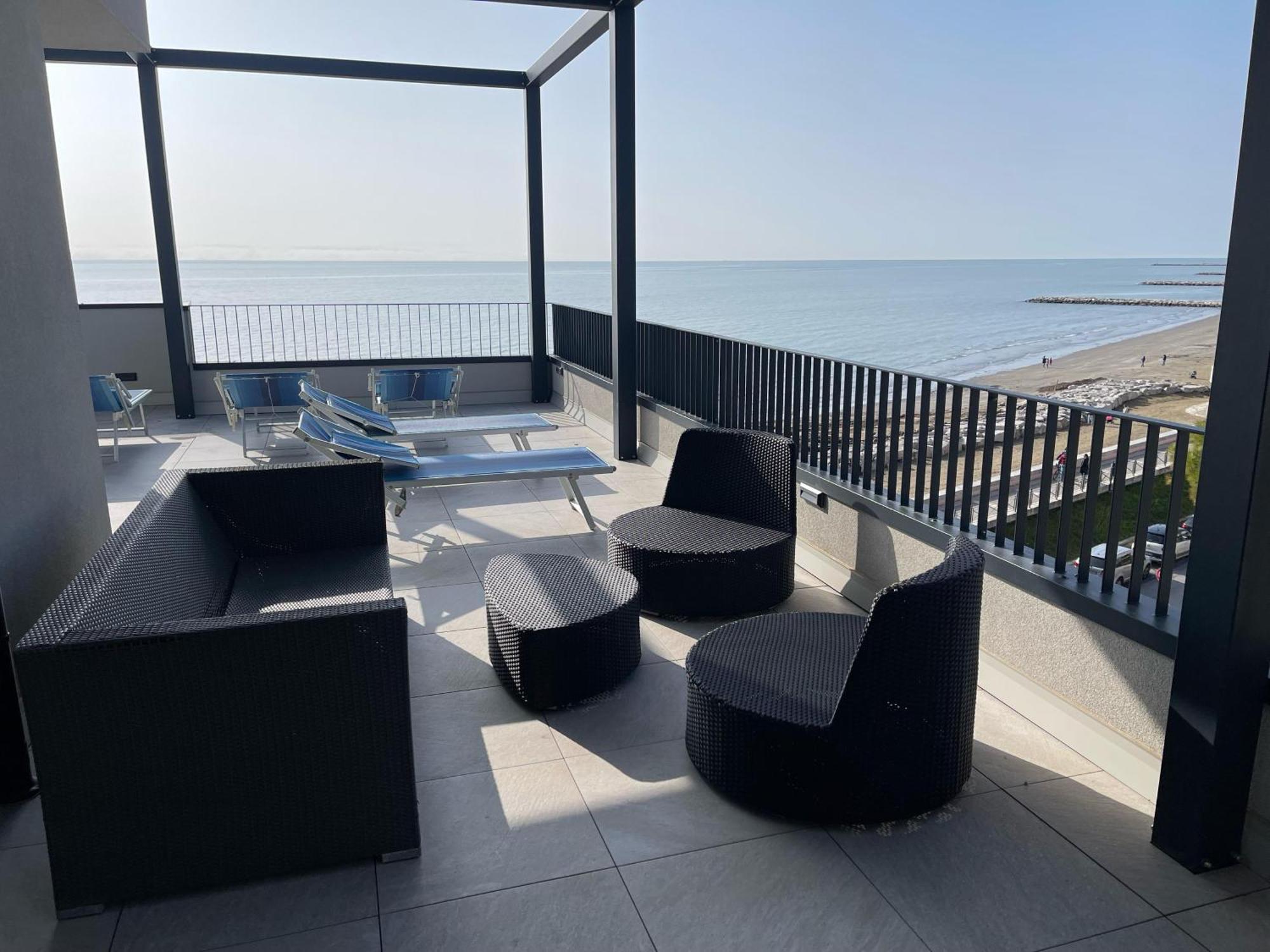 Nuovo Residence Serenissima Frontemare - Agenzia Cocal Caorle Exteriér fotografie